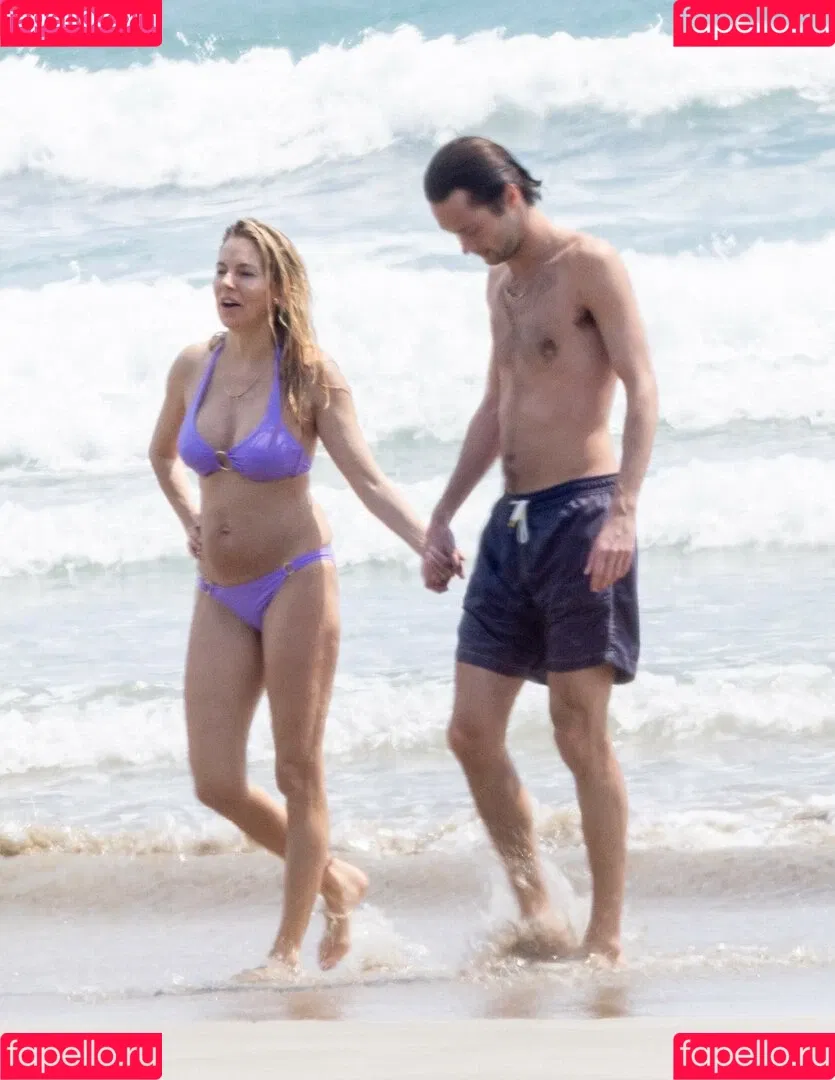 Sienna Miller / siennaonline / siennathing Onlyfans Photo Gallery 