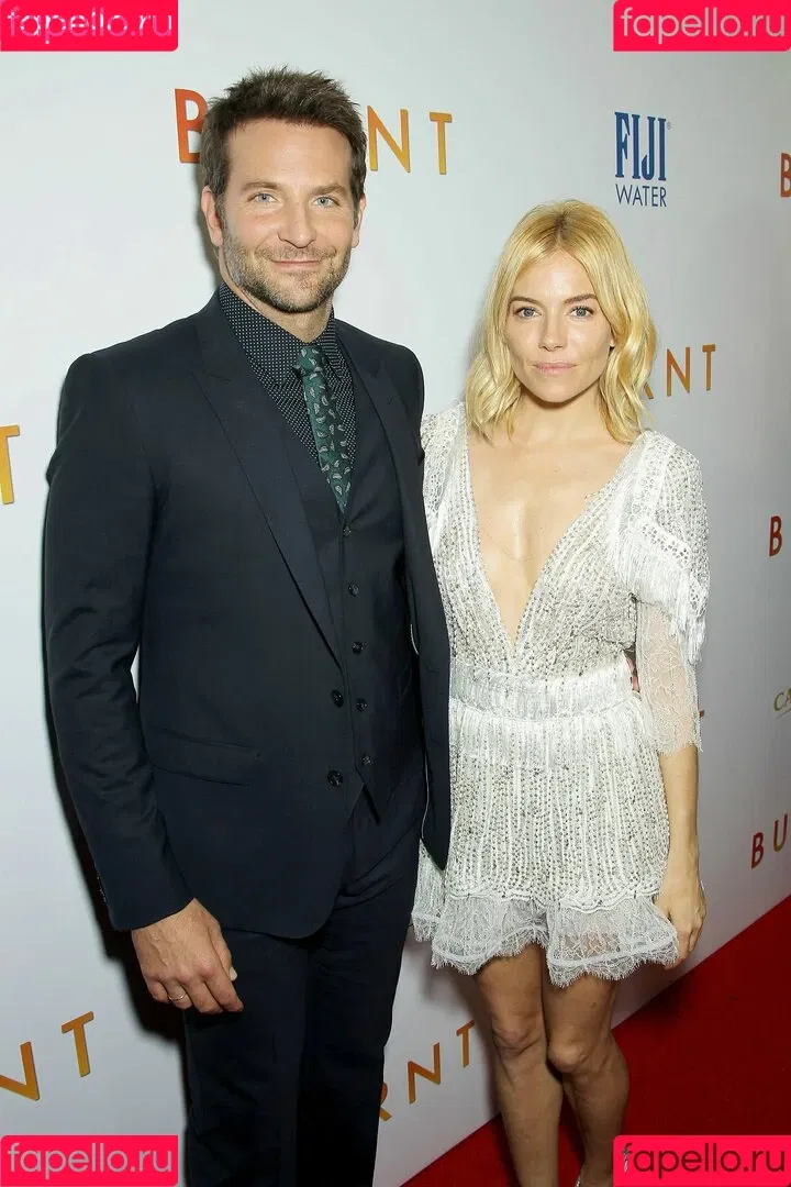 Sienna Miller / siennaonline / siennathing Onlyfans Photo Gallery 