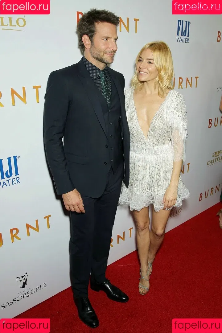 Sienna Miller / siennaonline / siennathing Onlyfans Photo Gallery 