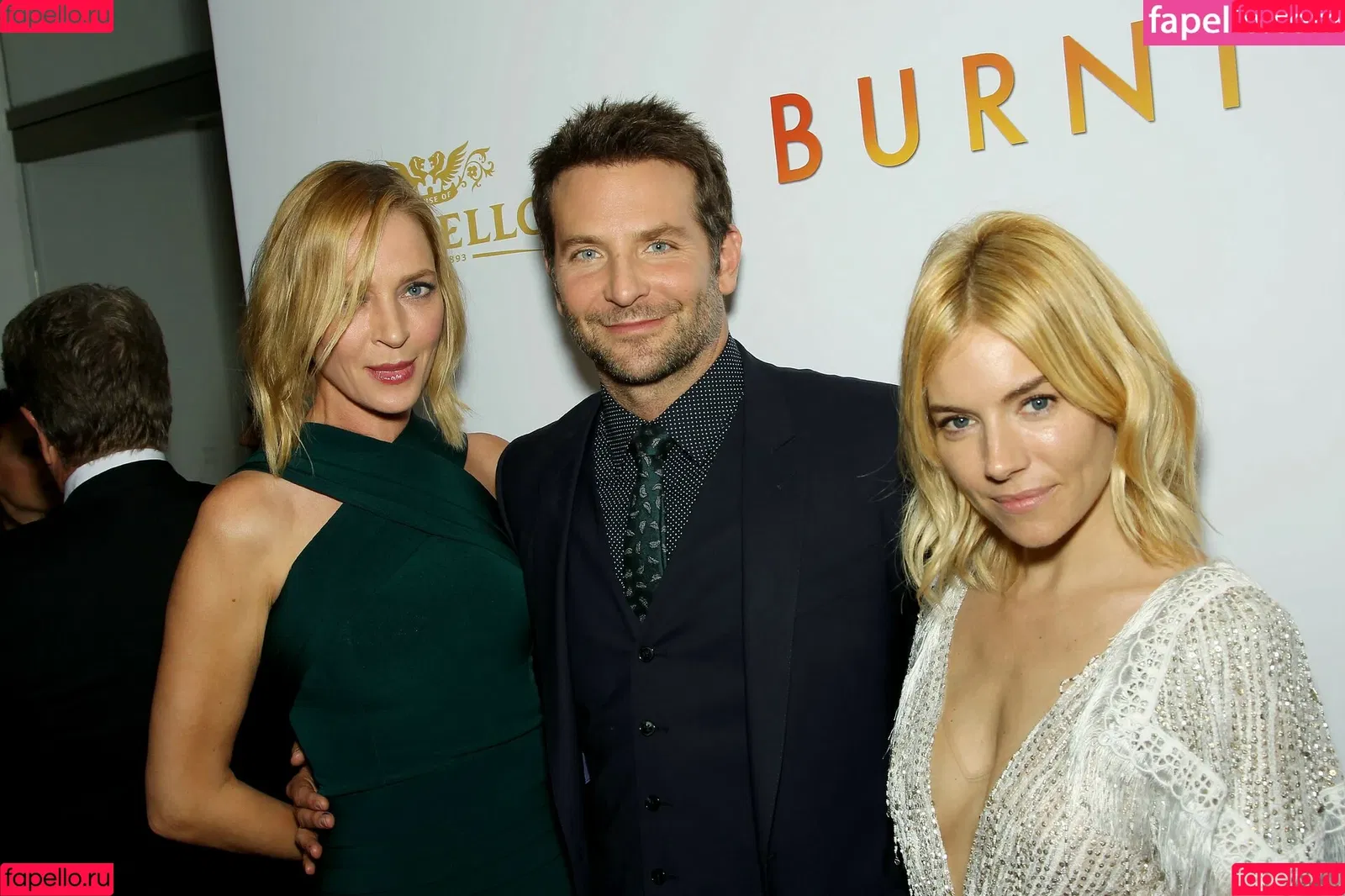 Sienna Miller / siennaonline / siennathing Onlyfans Photo Gallery 