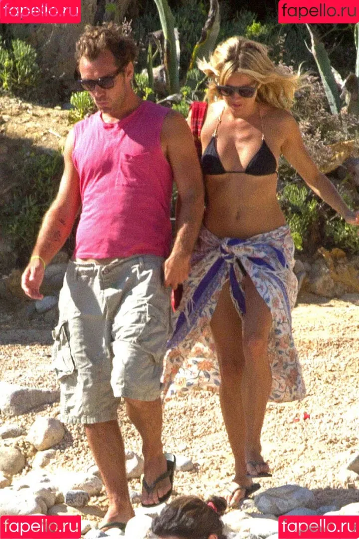 Sienna Miller / siennaonline / siennathing Onlyfans Photo Gallery 