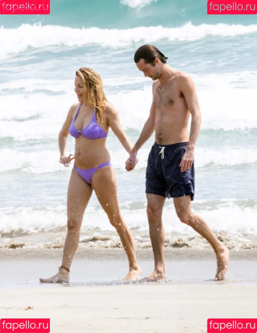 Sienna Miller / siennaonline / siennathing Onlyfans Photo Gallery 