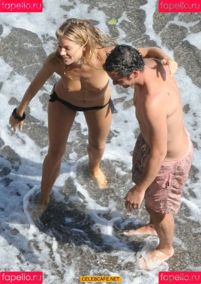 Sienna Miller / siennaonline / siennathing Onlyfans Photo Gallery 