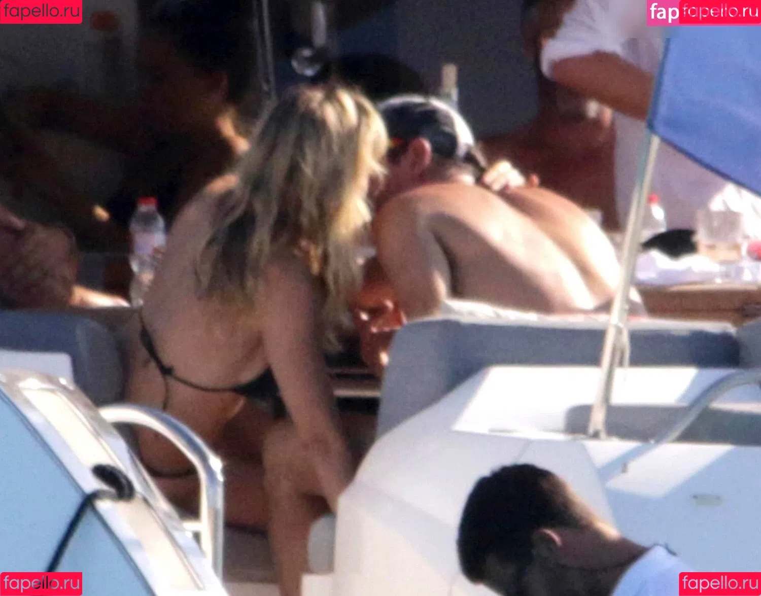 Sienna Miller / siennaonline / siennathing Onlyfans Photo Gallery 