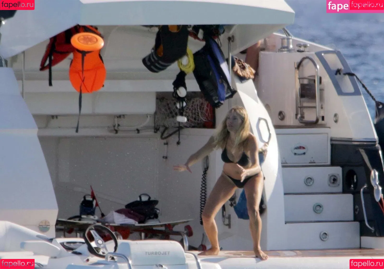 Sienna Miller / siennaonline / siennathing Onlyfans Photo Gallery 