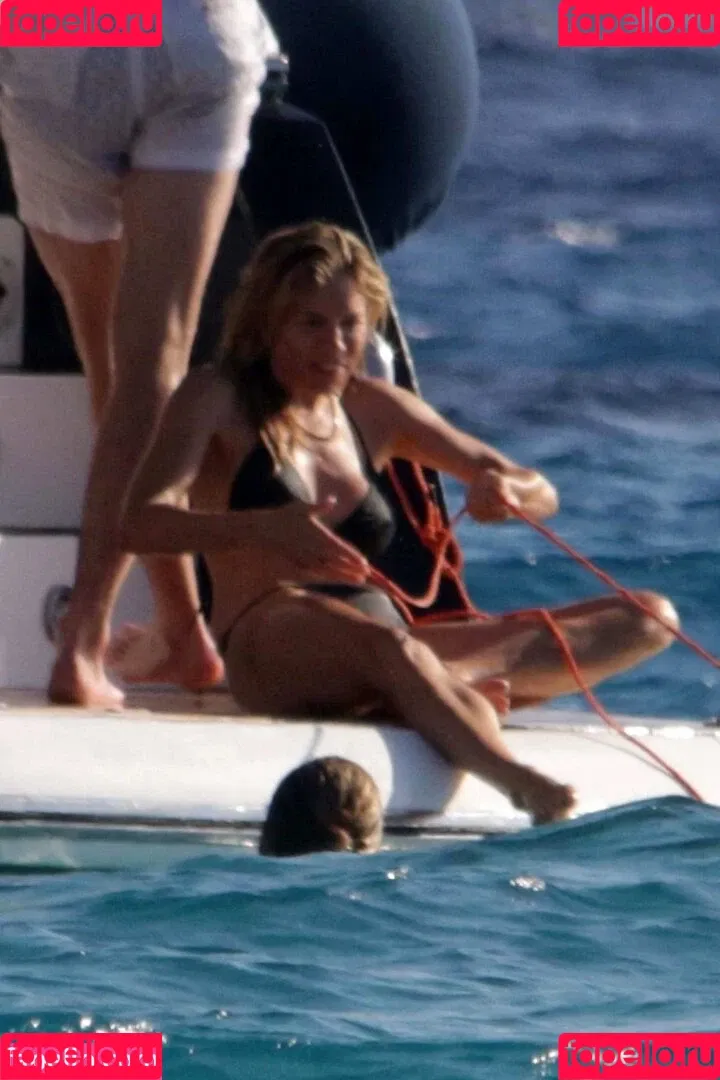 Sienna Miller / siennaonline / siennathing Onlyfans Photo Gallery 