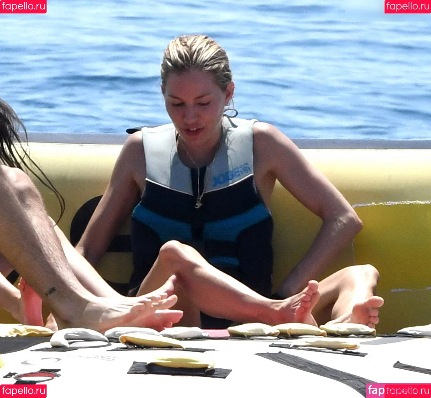 Sienna Miller / siennaonline / siennathing Onlyfans Photo Gallery 