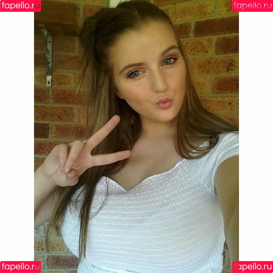Casey Leigh / Caseyleighxox / caseyleighx / theprivatelifeofcasey Onlyfans Photo Gallery 