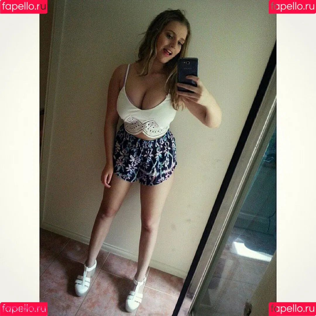 Casey Leigh / Caseyleighxox / caseyleighx / theprivatelifeofcasey Onlyfans Photo Gallery 