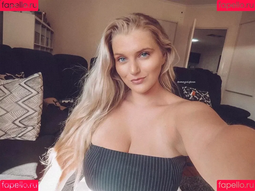 Casey Leigh / Caseyleighxox / caseyleighx / theprivatelifeofcasey Onlyfans Photo Gallery 