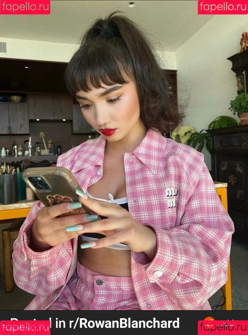 Rowan Blanchard / Simp Chat / rowanblanchard Onlyfans Photo Gallery 