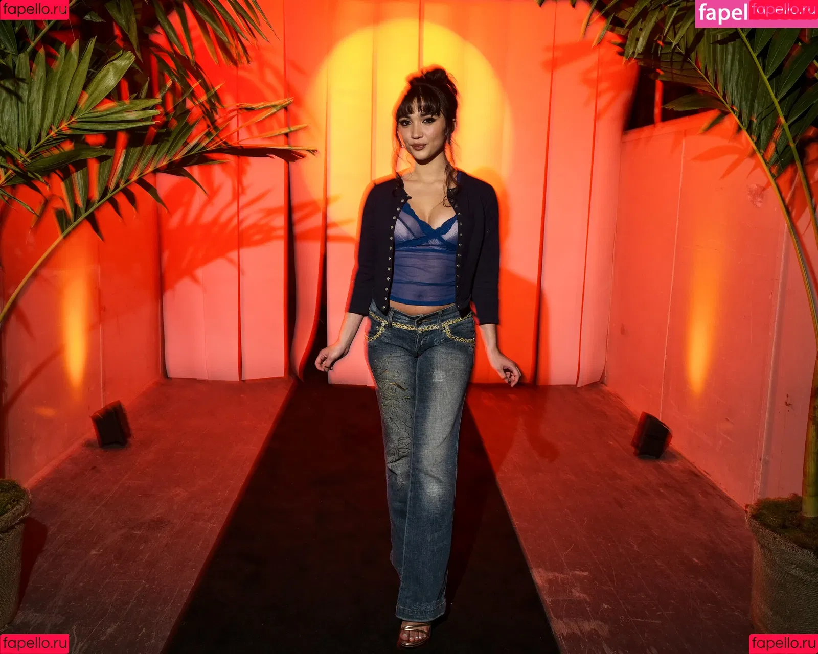 Rowan Blanchard / Simp Chat / rowanblanchard Onlyfans Photo Gallery 