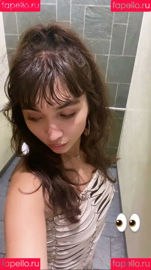 Rowan Blanchard / Simp Chat / rowanblanchard Onlyfans Photo Gallery 
