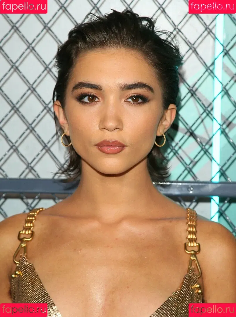 Rowan Blanchard / Simp Chat / rowanblanchard Onlyfans Photo Gallery 