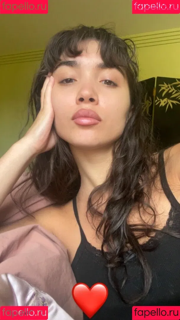 Rowan Blanchard / Simp Chat / rowanblanchard Onlyfans Photo Gallery 