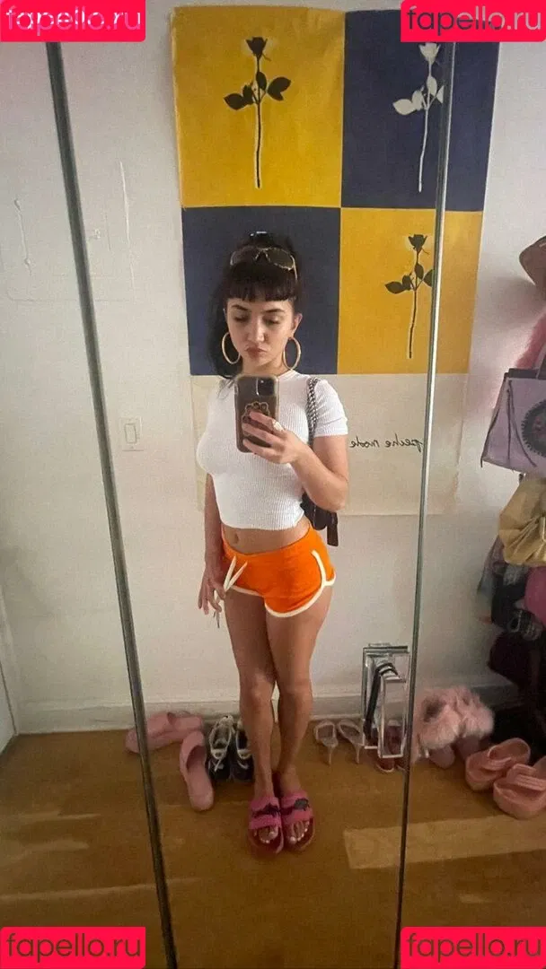 Rowan Blanchard / Simp Chat / rowanblanchard Onlyfans Photo Gallery 