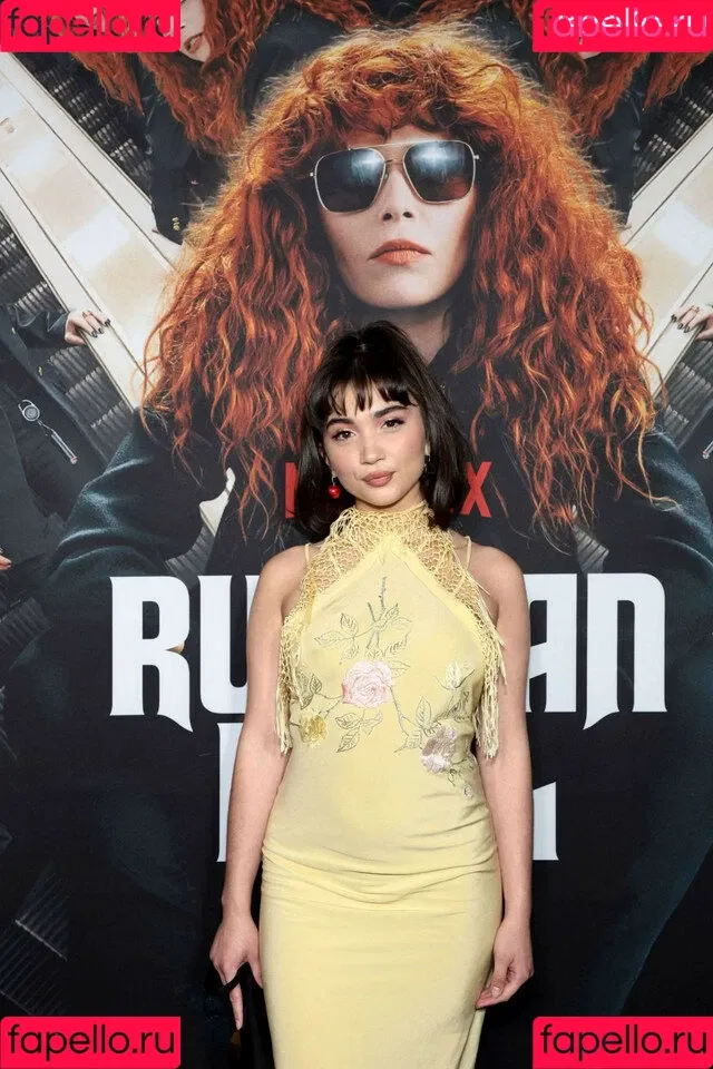 Rowan Blanchard / Simp Chat / rowanblanchard Onlyfans Photo Gallery 