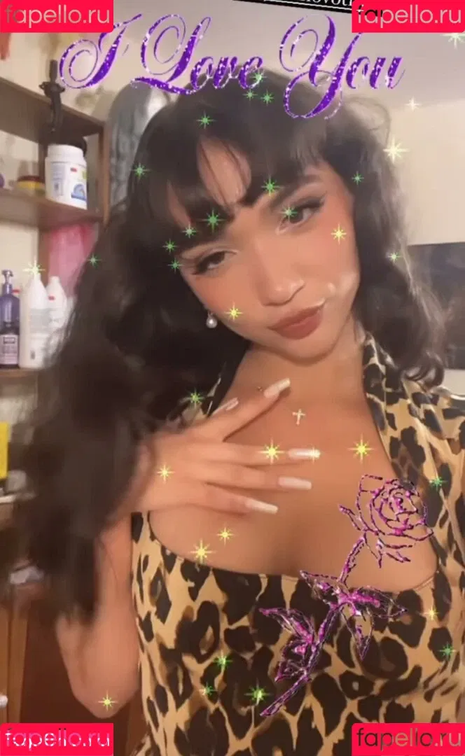 Rowan Blanchard / Simp Chat / rowanblanchard Onlyfans Photo Gallery 