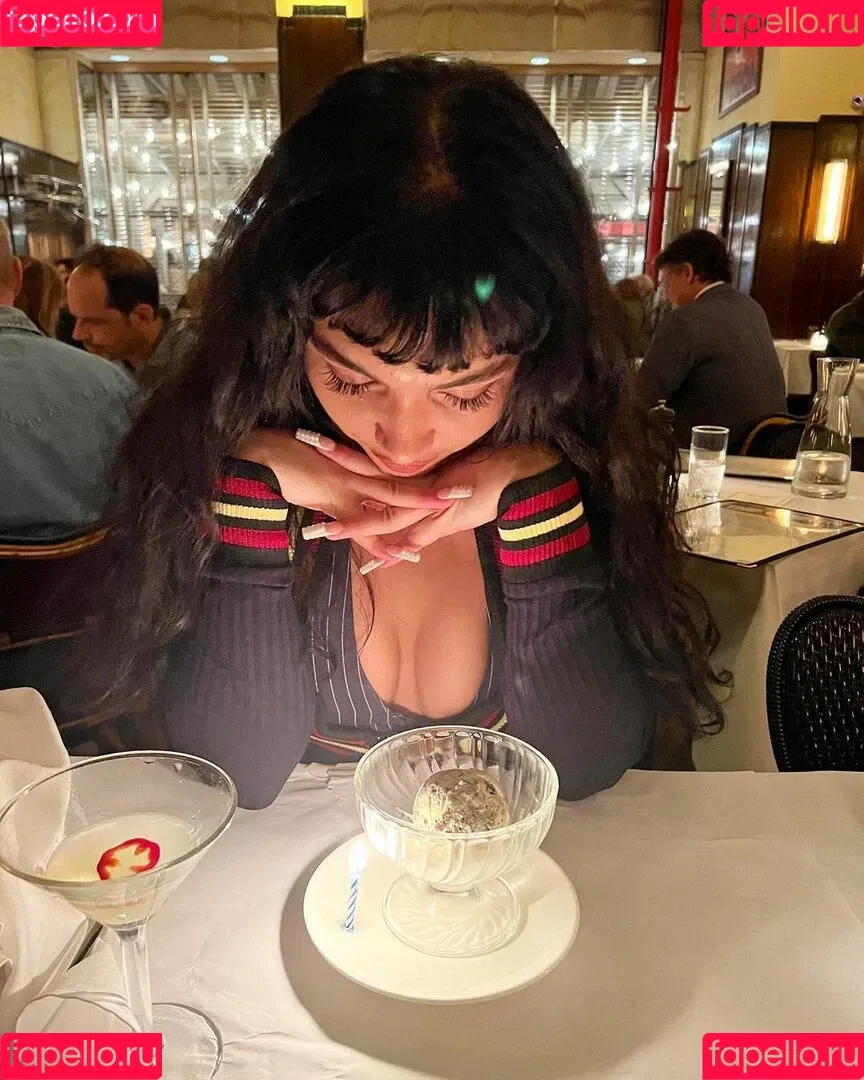 Rowan Blanchard / Simp Chat / rowanblanchard Onlyfans Photo Gallery 