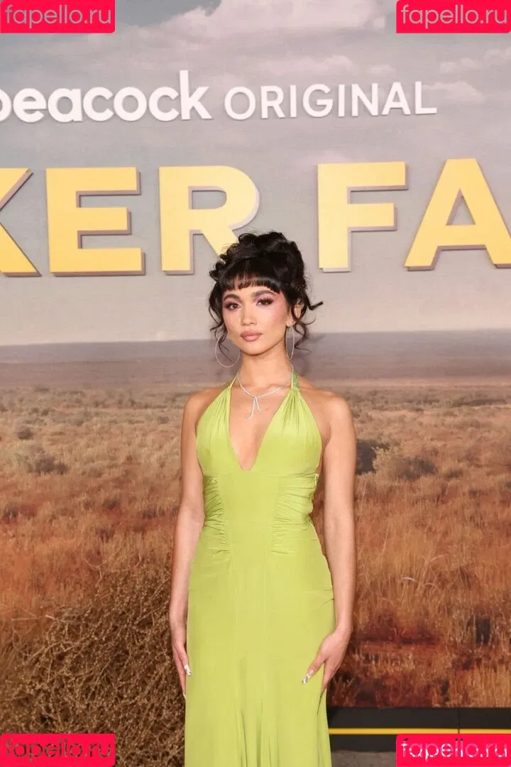 Rowan Blanchard / Simp Chat / rowanblanchard Onlyfans Photo Gallery 