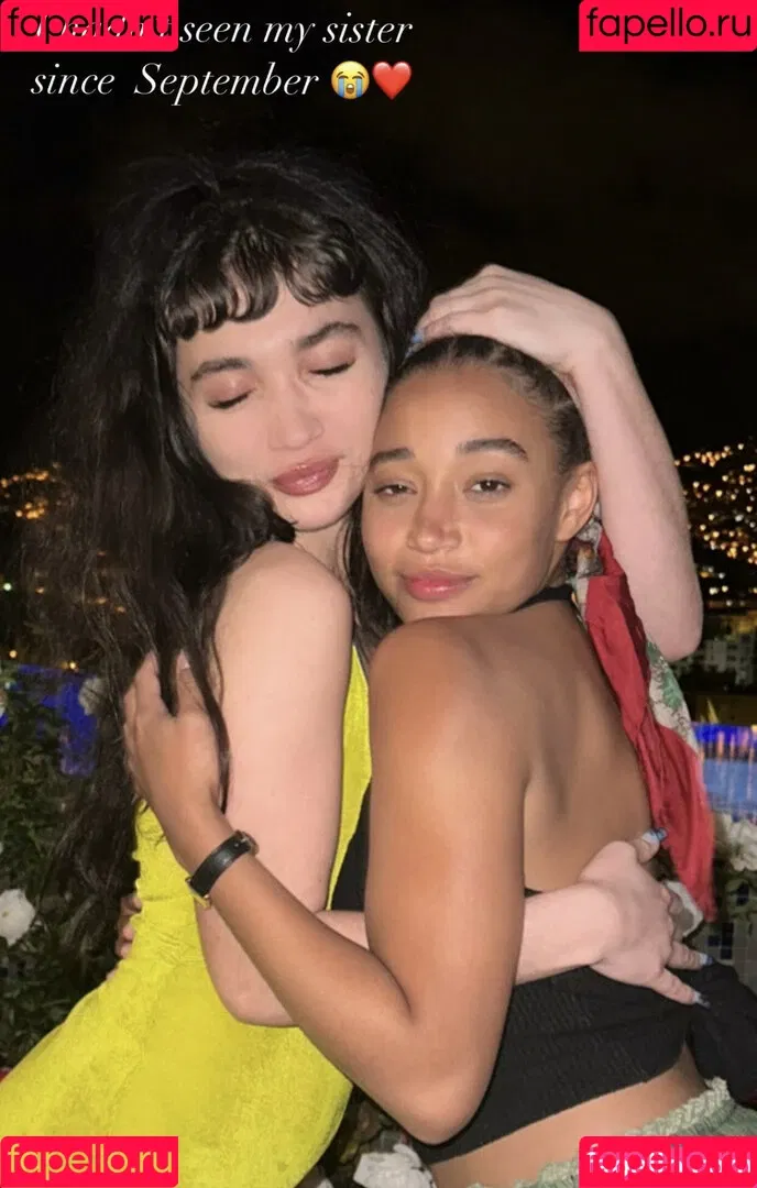 Rowan Blanchard / Simp Chat / rowanblanchard Onlyfans Photo Gallery 