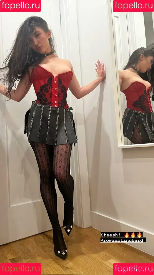 Rowan Blanchard / Simp Chat / rowanblanchard Onlyfans Photo Gallery 