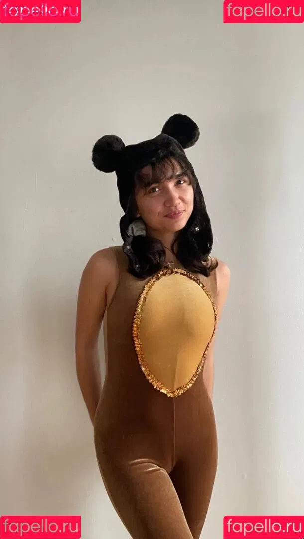 Rowan Blanchard / Simp Chat / rowanblanchard Onlyfans Photo Gallery 