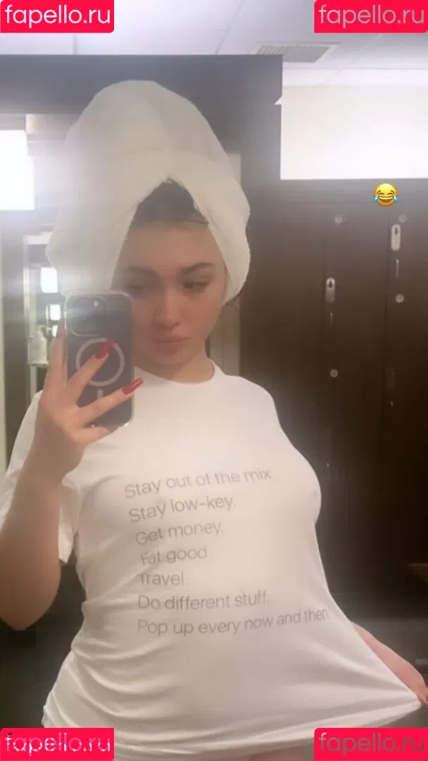 Rowan Blanchard / Simp Chat / rowanblanchard Onlyfans Photo Gallery 