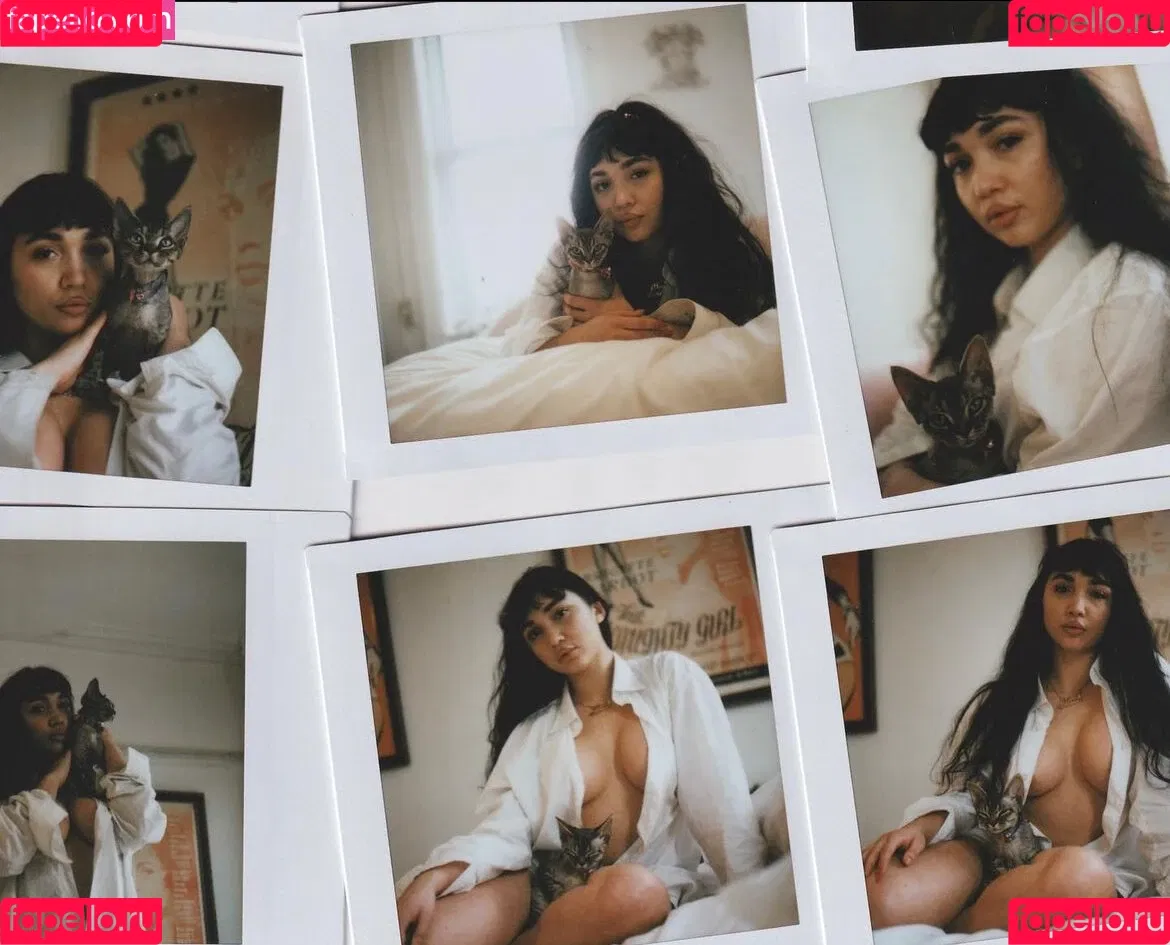 Rowan Blanchard / Simp Chat / rowanblanchard Onlyfans Photo Gallery 