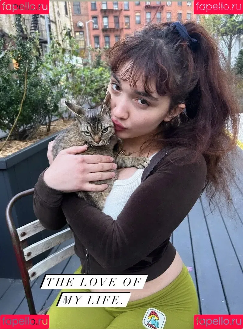 Rowan Blanchard / Simp Chat / rowanblanchard Onlyfans Photo Gallery 