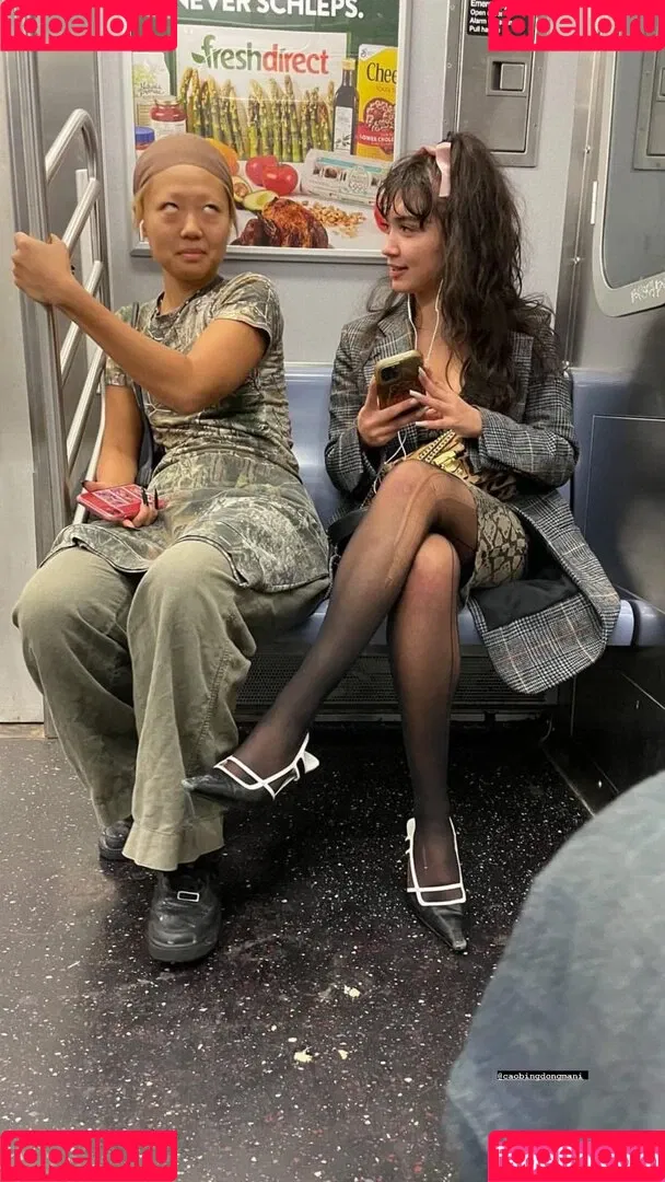 Rowan Blanchard / Simp Chat / rowanblanchard Onlyfans Photo Gallery 