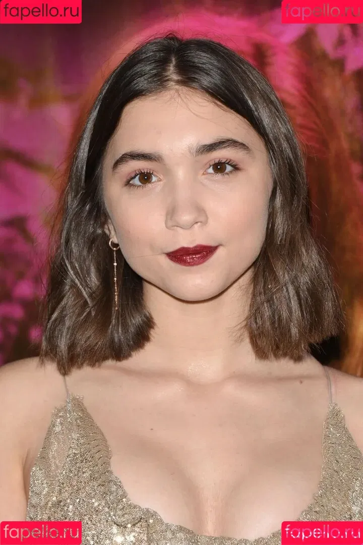 Rowan Blanchard / Simp Chat / rowanblanchard Onlyfans Photo Gallery 