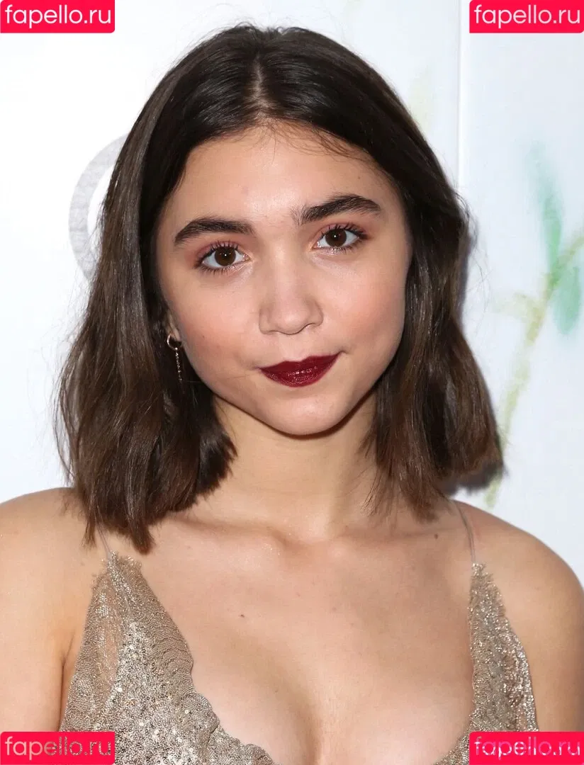 Rowan Blanchard / Simp Chat / rowanblanchard Onlyfans Photo Gallery 