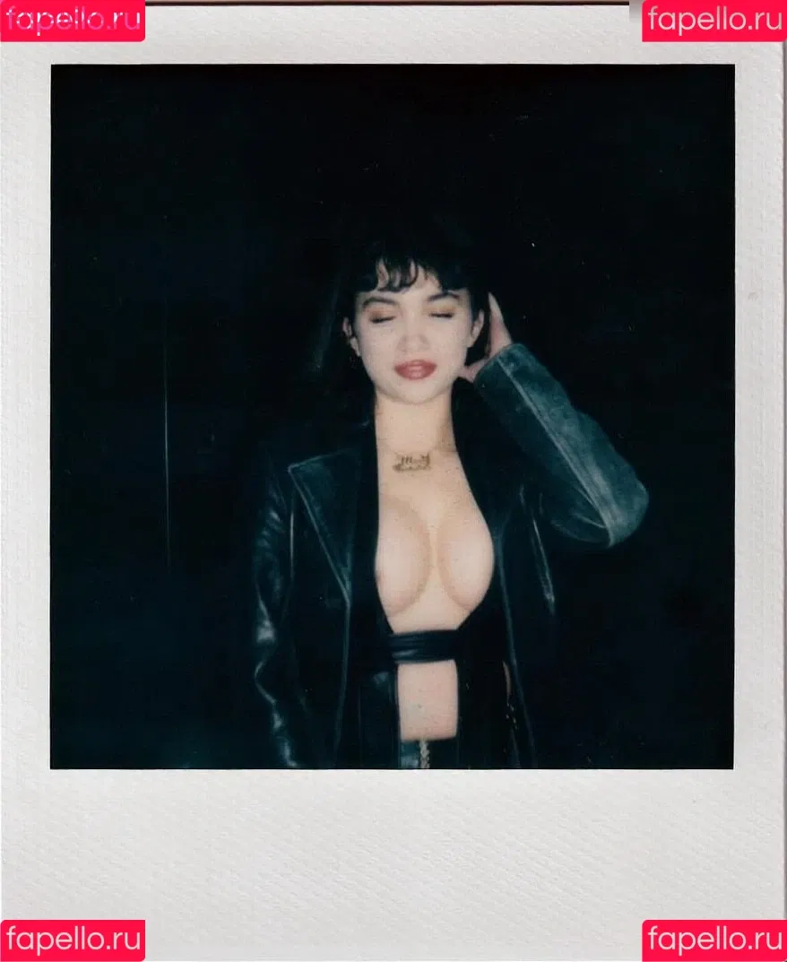 Rowan Blanchard / Simp Chat / rowanblanchard Onlyfans Photo Gallery 