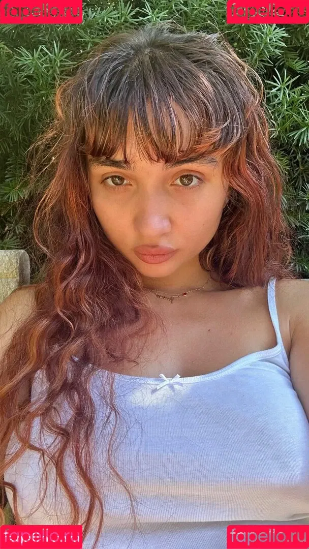 Rowan Blanchard / Simp Chat / rowanblanchard Onlyfans Photo Gallery 