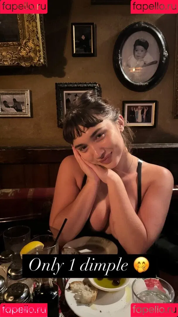Rowan Blanchard / Simp Chat / rowanblanchard Onlyfans Photo Gallery 