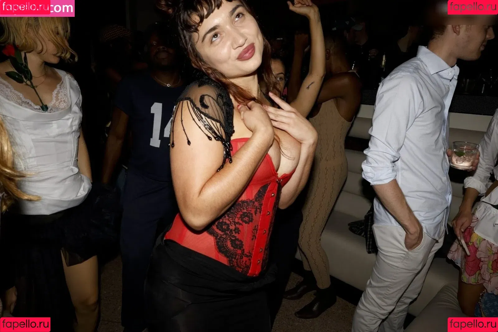 Rowan Blanchard / Simp Chat / rowanblanchard Onlyfans Photo Gallery 