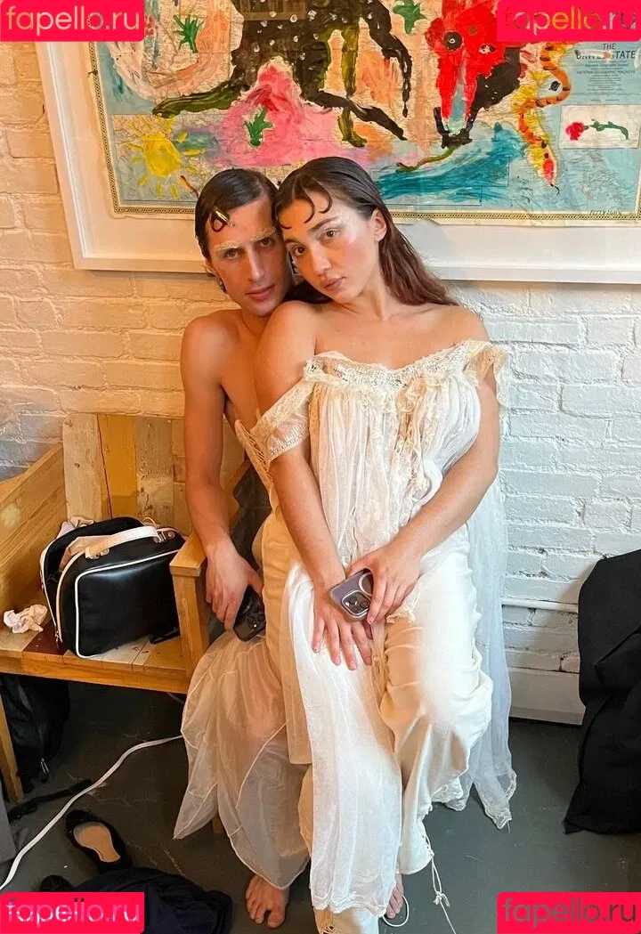 Rowan Blanchard / Simp Chat / rowanblanchard Onlyfans Photo Gallery 