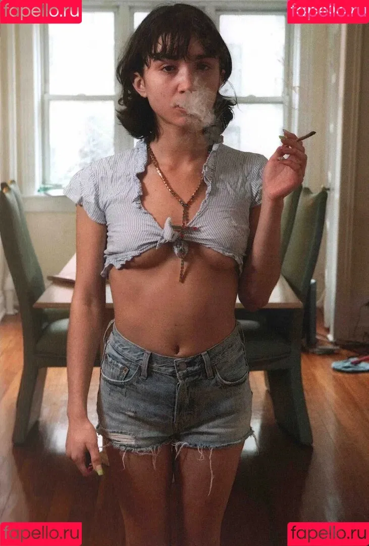 Rowan Blanchard / Simp Chat / rowanblanchard Onlyfans Photo Gallery 