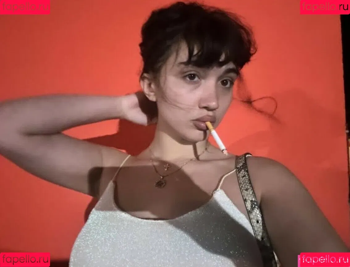 Rowan Blanchard / Simp Chat / rowanblanchard Onlyfans Photo Gallery 