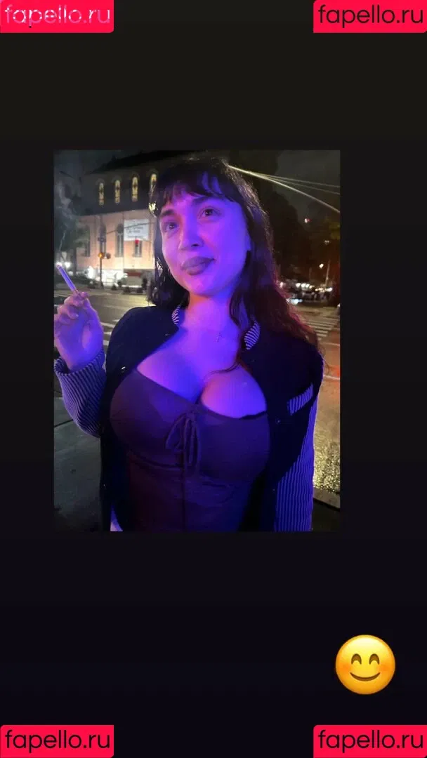 Rowan Blanchard / Simp Chat / rowanblanchard Onlyfans Photo Gallery 