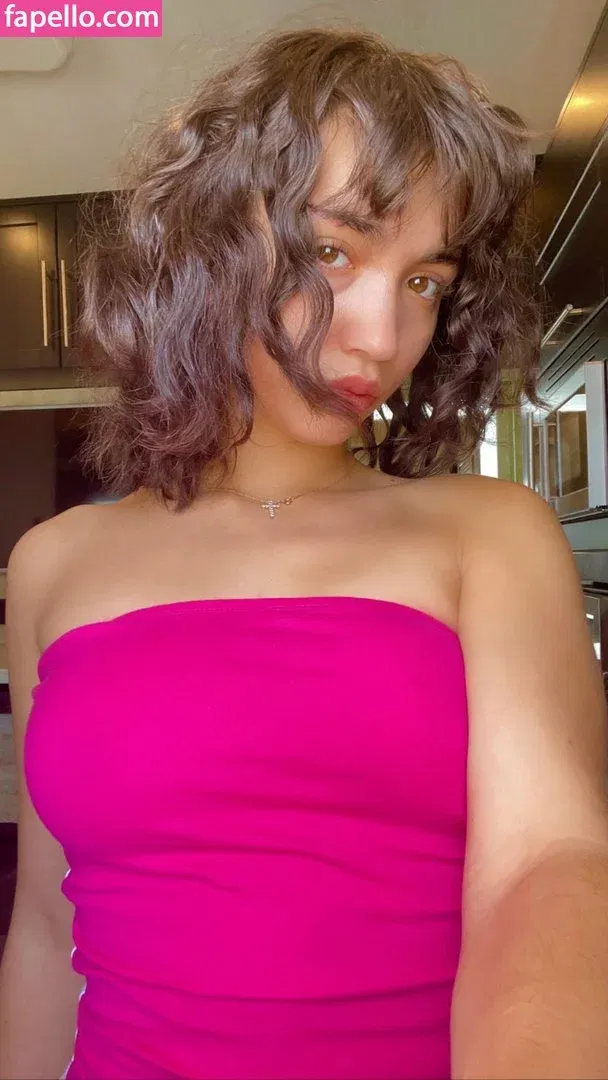 Rowan Blanchard / Simp Chat / rowanblanchard Onlyfans Photo Gallery 