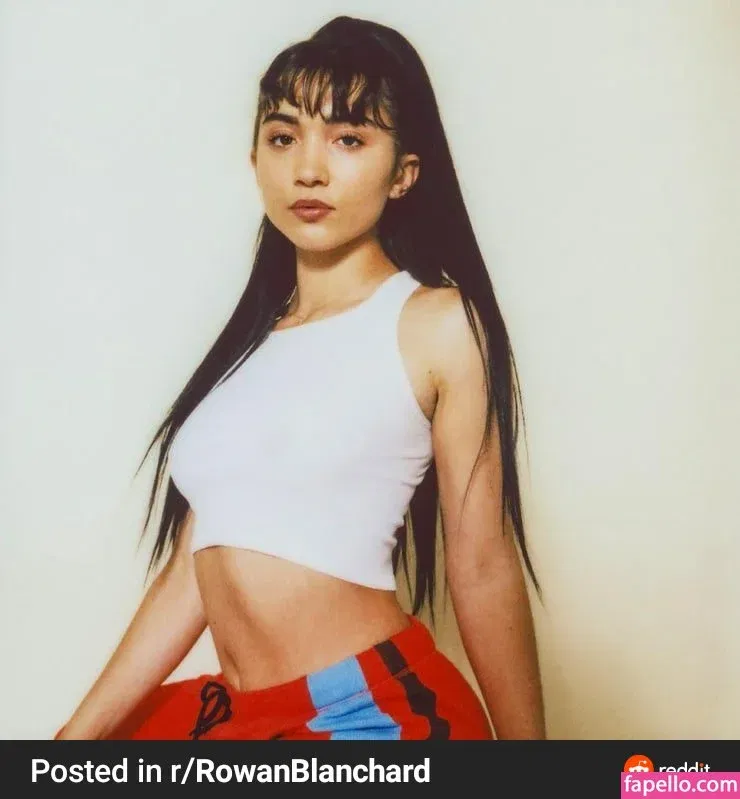 Rowan Blanchard / Simp Chat / rowanblanchard Onlyfans Photo Gallery 