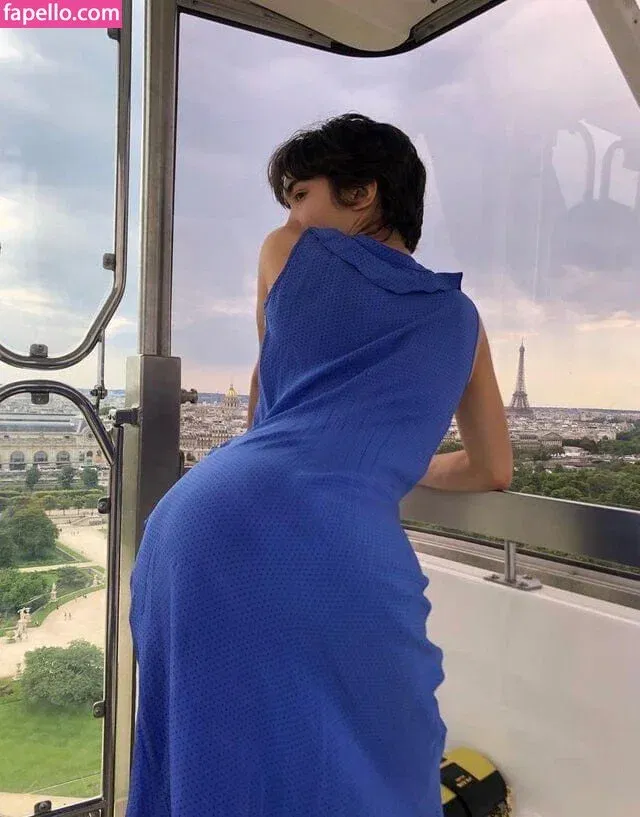 Rowan Blanchard / Simp Chat / rowanblanchard Onlyfans Photo Gallery 