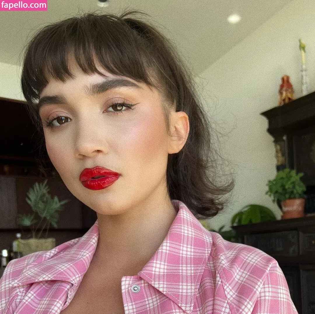 Rowan Blanchard / Simp Chat / rowanblanchard Onlyfans Photo Gallery 