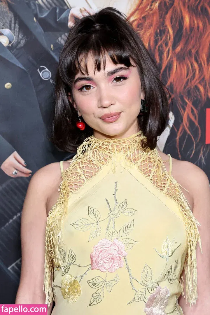 Rowan Blanchard / Simp Chat / rowanblanchard Onlyfans Photo Gallery 