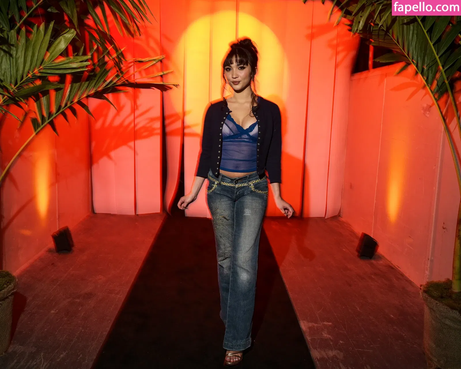 Rowan Blanchard / Simp Chat / rowanblanchard Onlyfans Photo Gallery 