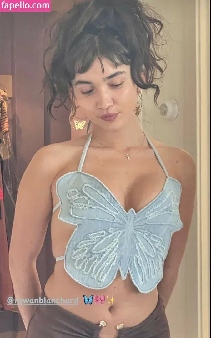 Rowan Blanchard / Simp Chat / rowanblanchard Onlyfans Photo Gallery 