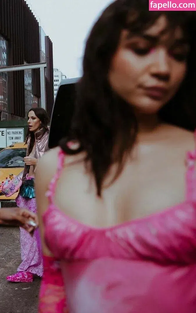 Rowan Blanchard / Simp Chat / rowanblanchard Onlyfans Photo Gallery 