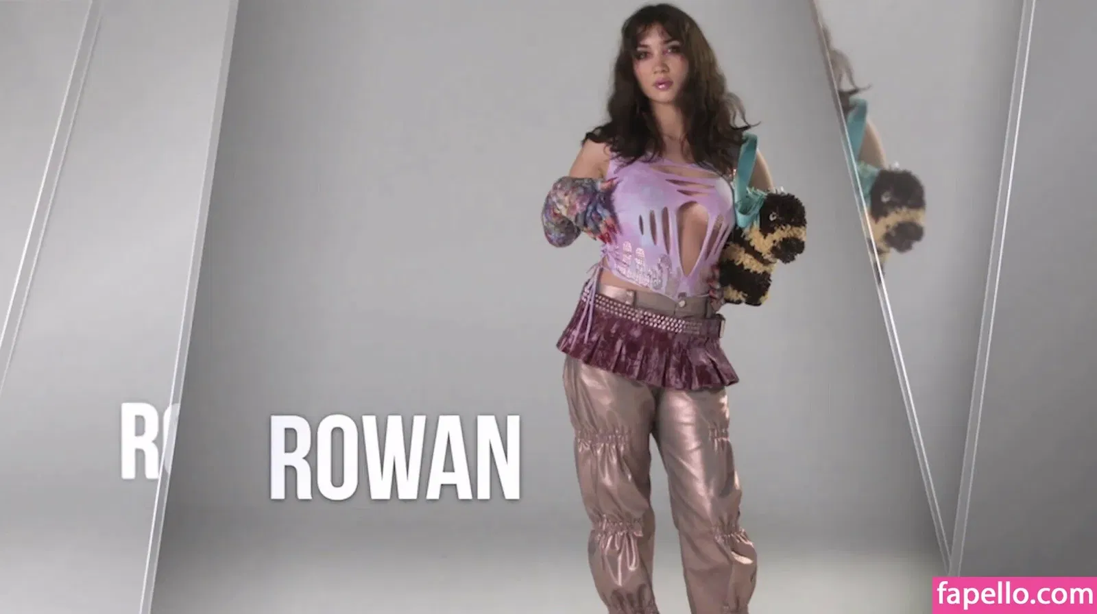 Rowan Blanchard / Simp Chat / rowanblanchard Onlyfans Photo Gallery 